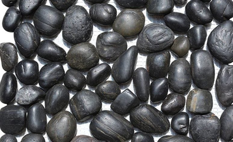 Simpatia da Pedra Escura